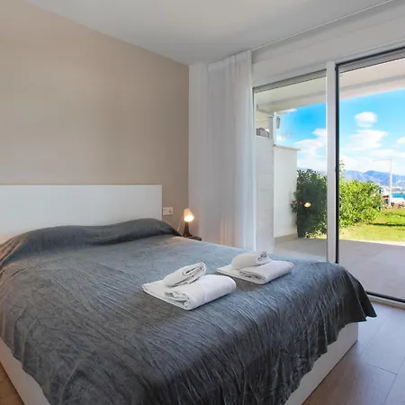 Issea Amazing By Interhome *