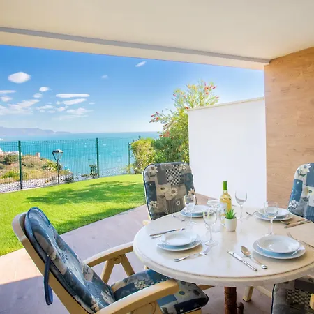 Issea Amazing By Interhome Apartment *